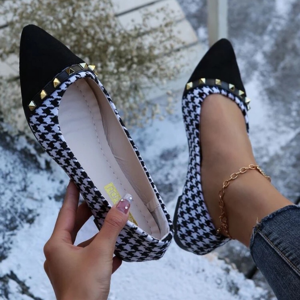 SHEIN Black and White Houndstooth Pointed Toe Studded Flats
